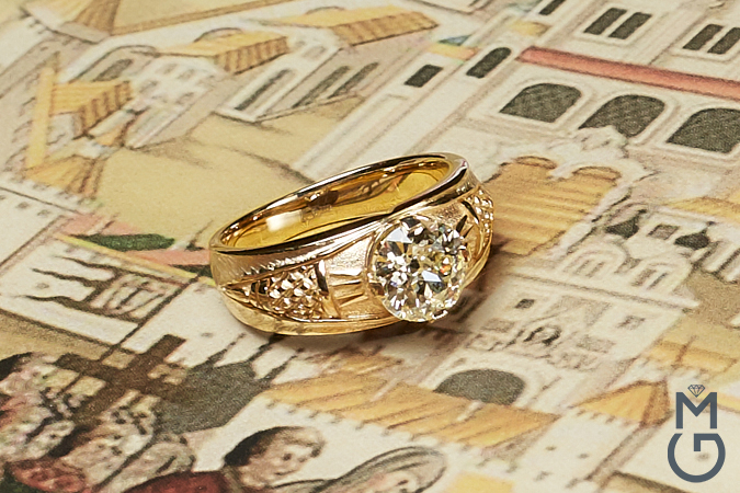 Мужской золотой перстень с бриллиантом — «Романов»
