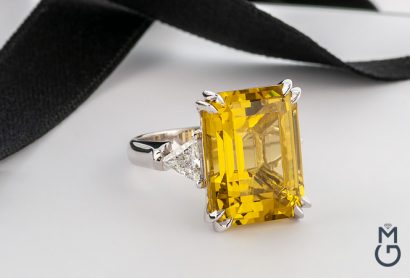 Кольцо из золота с цитрином и бриллиантами