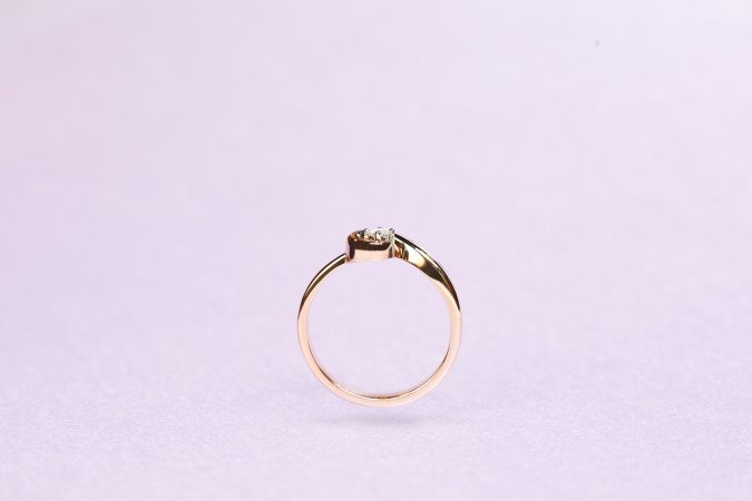 Помолвочное кольцо “Узелок”